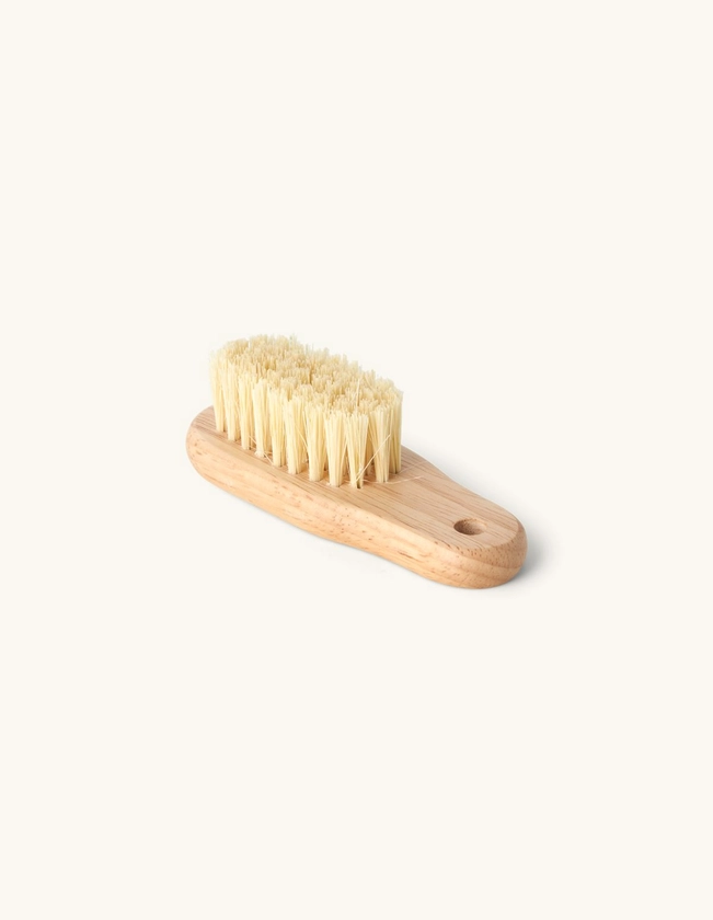 Brosse à ongles | Bois d’hévéa/fibre de tampico. 10,5 x 3,9 cm. | Nature