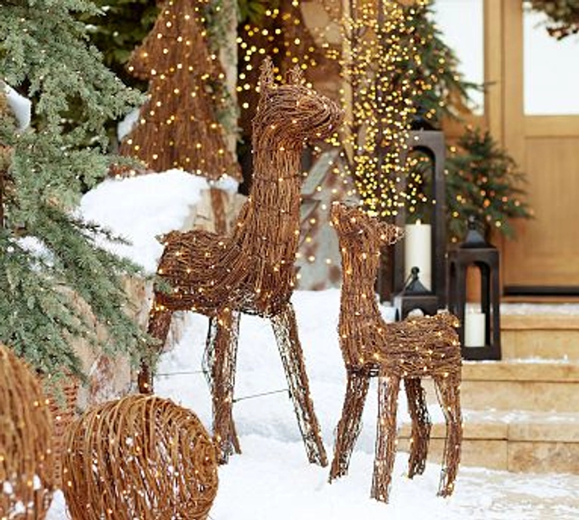 Lit Twinkle Rattan Deer