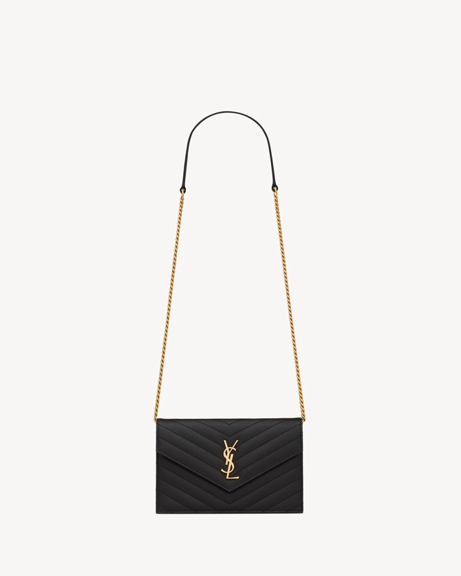 CASSANDRE ENVELOPE CHAIN WALLET IN GRAIN DE POUDRE LEATHER | Saint Laurent | YSL.com