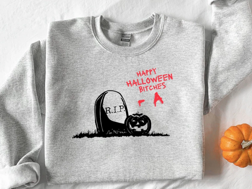 Happy Halloween - Un sweat-shirt à col d’équipage, PLL Halloween Sweatshirt Bookish Sweatshirt Rosewood Sweatshirt Halloween Gift Who is A