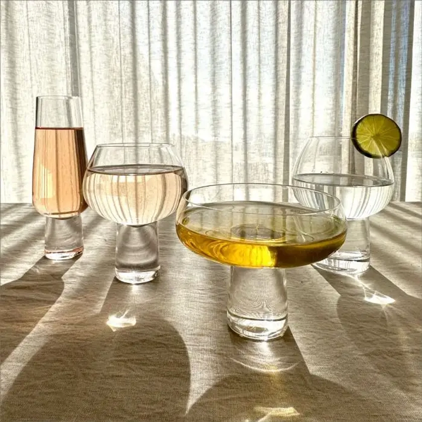 CHAMPAGNE COUPE SET OF 4 - aura