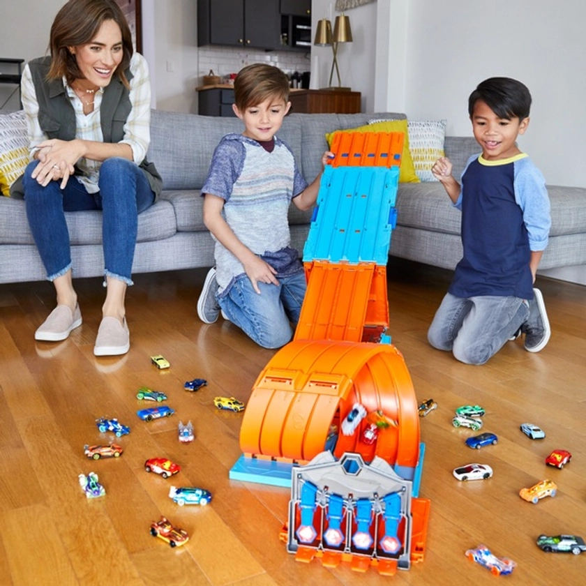 Hot Wheels Track Builder System Race Crate Playset | Smyths Toys UK