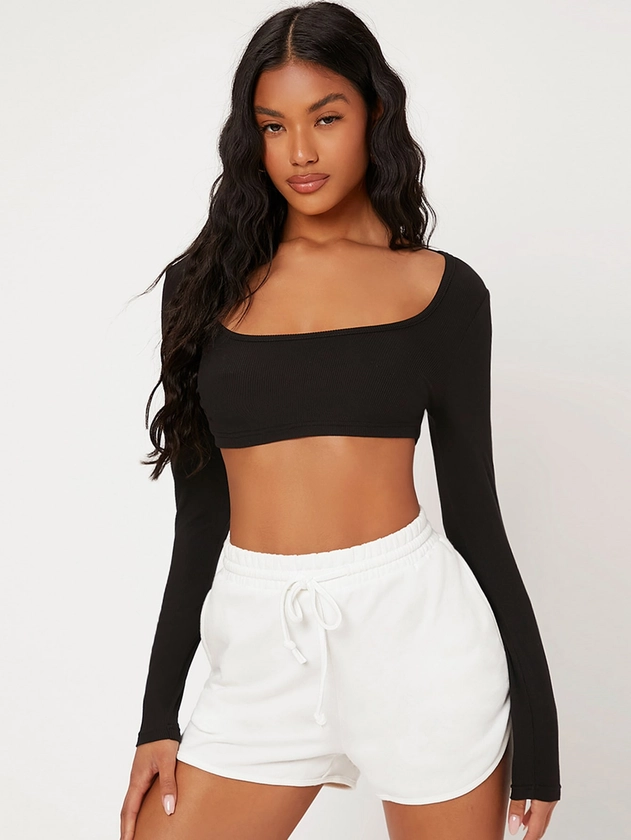 SHEIN BASICS Scoop Neck Solid Crop Top