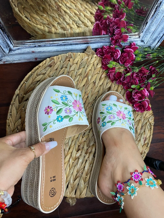 Mexican Leather Sandal. Mexican Embroidered Wedge Heels. Artisanal Embroidered Heels. Mexican Artisanal Wedge Heels. Floral Heels. - Etsy