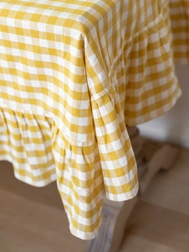 Yellow Ruffled Gingham Tablecloths