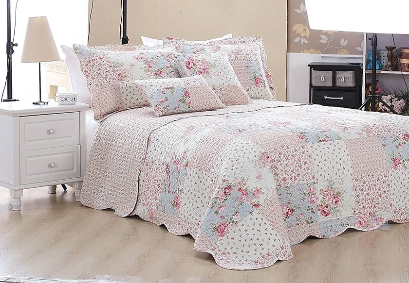Prime Linens Luxury Quilted Patchwork Bedspread Bed Throw 3 Piece Bedding Set Includes Comforter & 2 Pillow Shams Floral Design Coverlet Embroidered (Meadow, King)