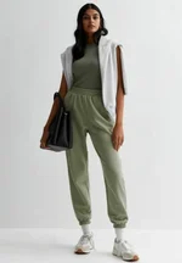 New Look CUFFED JOGGERS - Pantalon de survêtement - olive - ZALANDO.FR