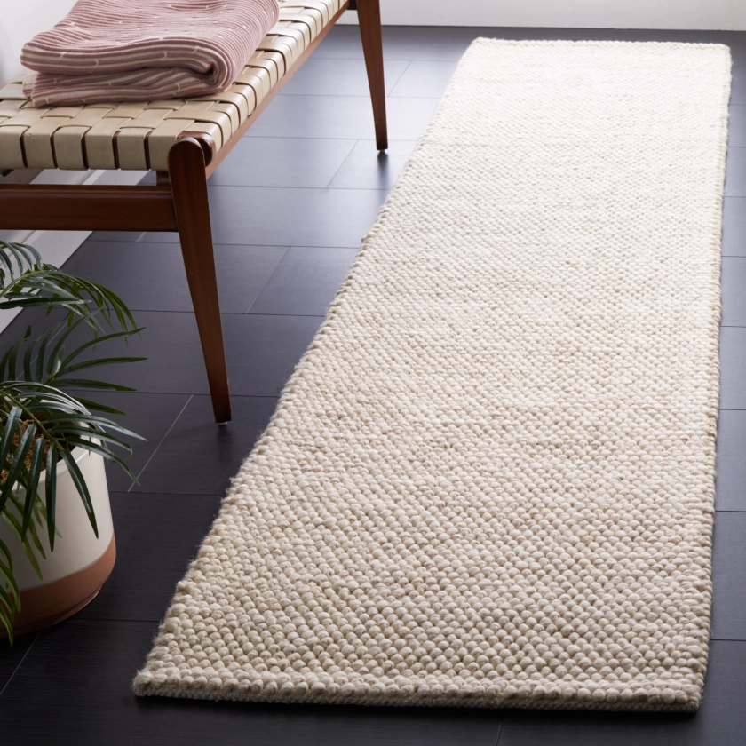 SAFAVIEH Handmade Natura Eduina New Zealand Wool Rug