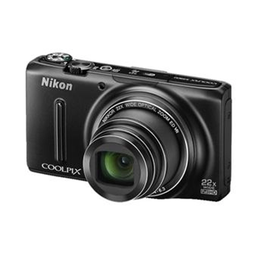 Nikon CoolPix S9500 Noir - WiFi : Compact numérique Nikon Coolpix S 9500. Visée par Ecran OLED 3''- 7,5 cm (614 000 points); Capteur CMOS rétro-éclairé 1/2,3": 18,1 Mp effectifs; Résolution maxi. 4:3 : 4896x3672; Enregistrement vidéo Full HD 1080p Format MOV MPEG4-AVC/H.264; Zoom optique