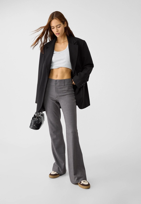 Pantalon habillé flare - Mode femme | Stradivarius France