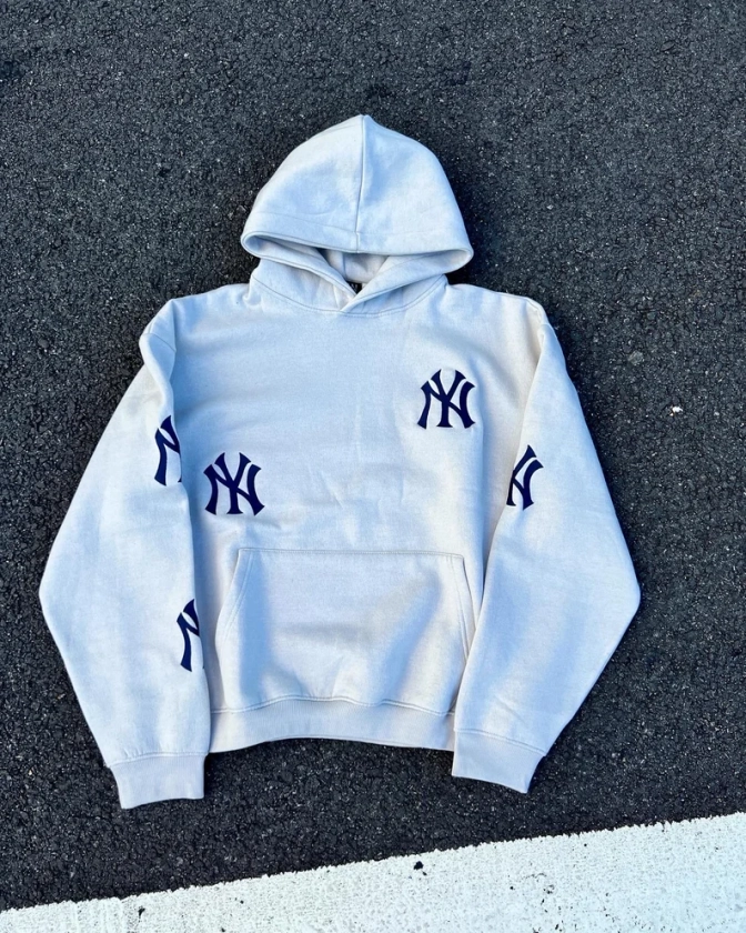 New York Embroidered Hoodie Boxy Fit