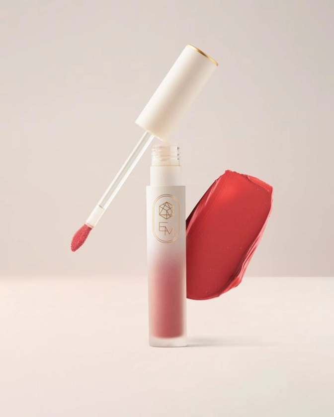 EM Cosmetics Soft Spoken Velvet Lip Crème: Tender 5 ml