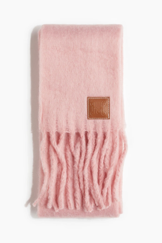 Fluffy scarf - Light pink - Ladies | H&M GB