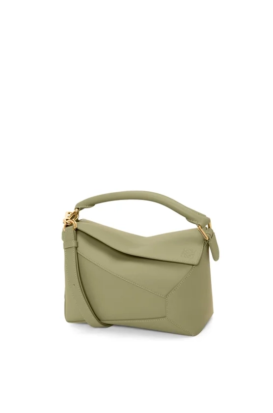 Petit sac Puzzle en cuir de veau classique Vert Eucalyptus - LOEWE