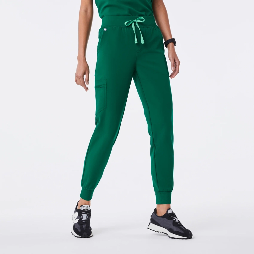 Women’s High Waisted Zamora Jogger Scrub Pants™ - Hunter Green · FIGS