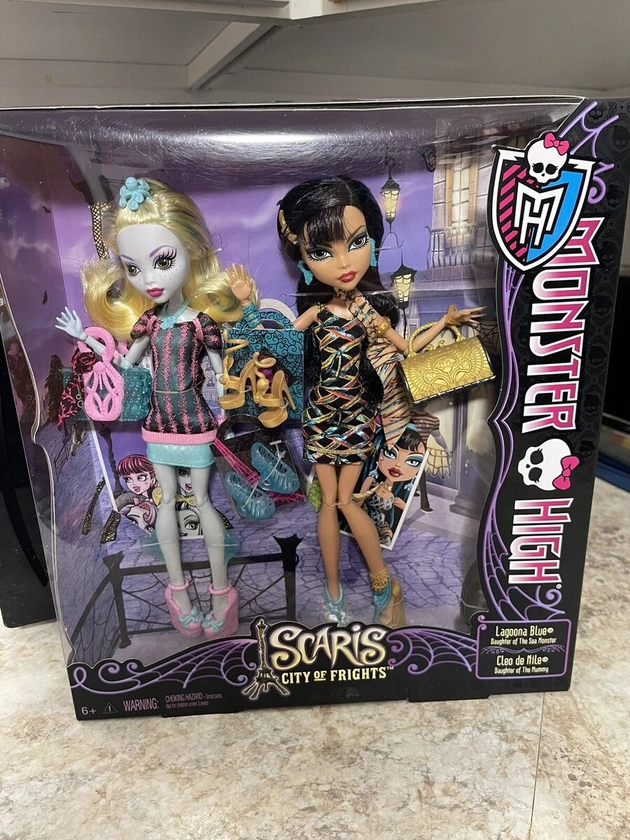 Monster High Doll Scaris City Of Frights Lagoona Blue And Cleo 2012 MIB Retired