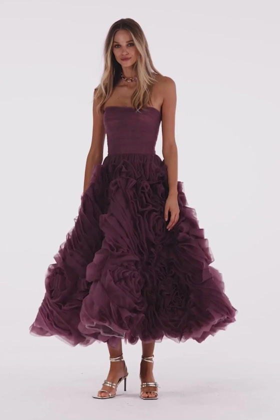 Dramatically flowered tulle dress in wine color