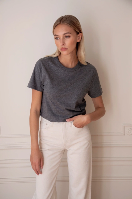 Le Thomas - Le Tee-Shirt Intemporel & Must-Have, avec son Monogramme Brodé