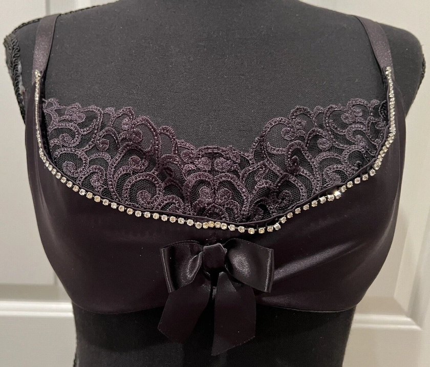 Victoria's Secret 36C Rhinestone Underwire Bra Satin Lace Black Y2K 2003 RARE!