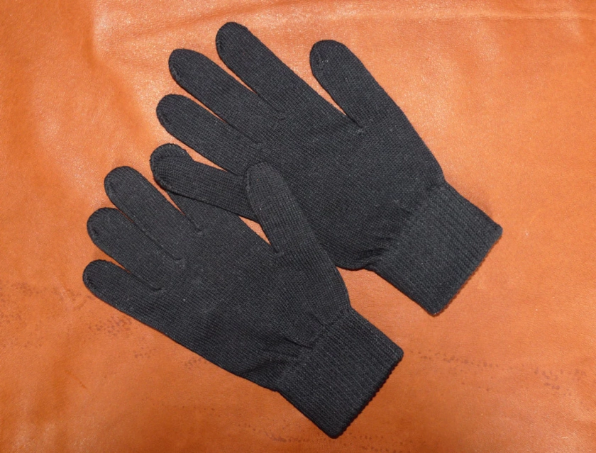 violet wand gloves