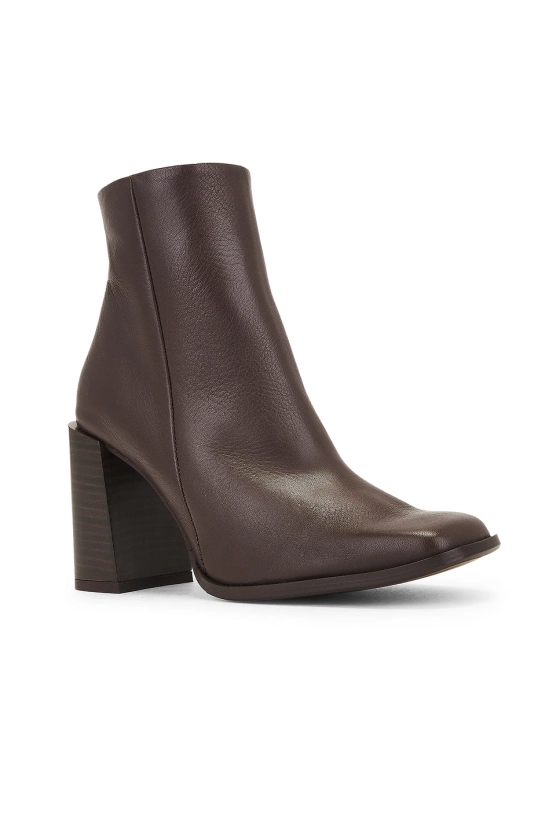 INTENTIONALLY BLANK Passge Boot in Chocolate | REVOLVE