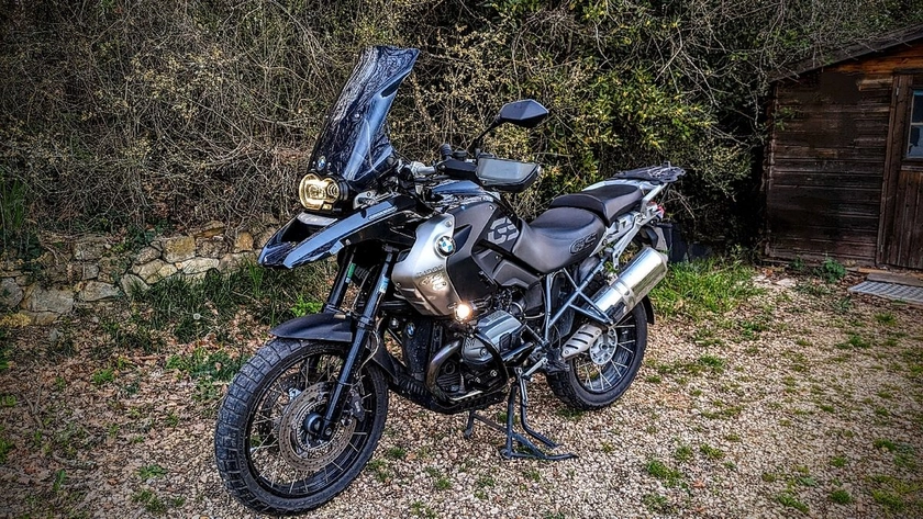 Magnifique BMW R 1200 GS triple black DOHC k25 montée Adventure,