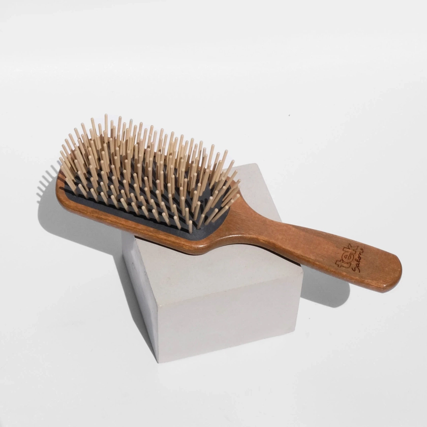 Paddle Brush with Long Pins