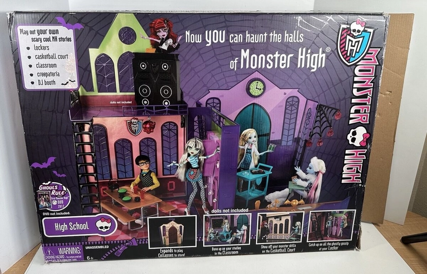 MONSTER HIGH HIGH SCHOOL PLAYSET Mostly COMPLETE In Original Box!