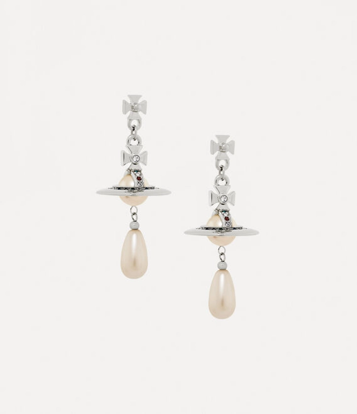 Pearl drop earrings