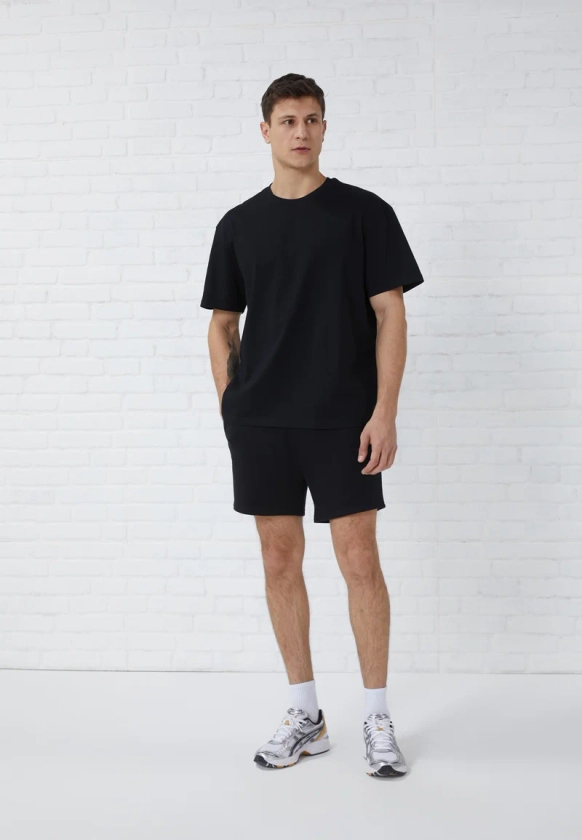 Pier One BASIC T-SHRIT + SHORTS SET - T-shirt basique - black/noir - ZALANDO.FR