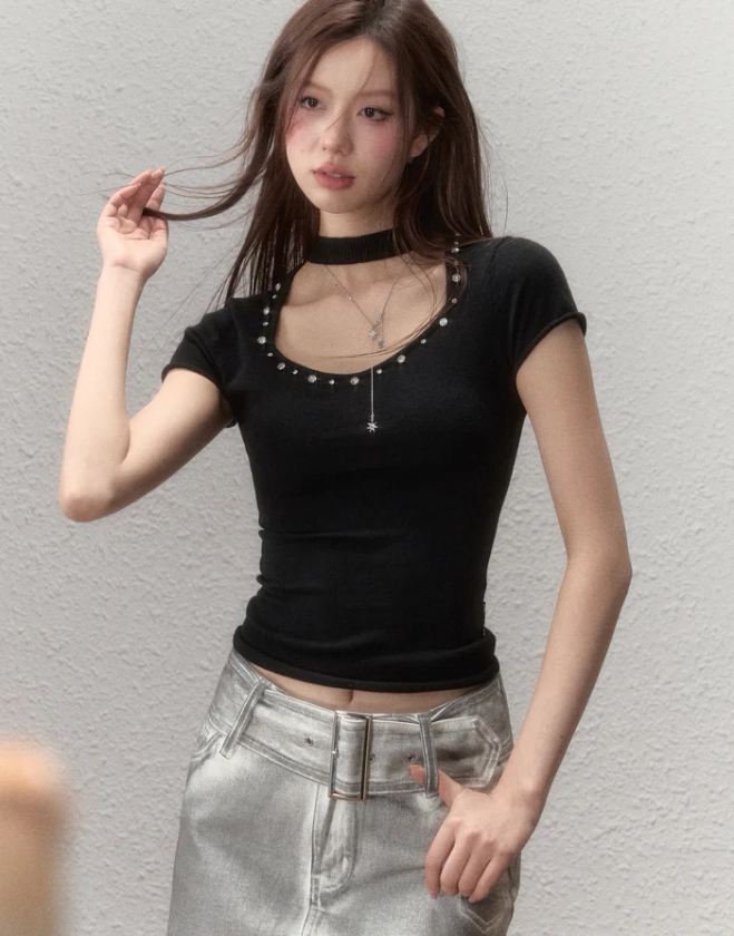 Choker Design Rhinestone Neck Slim Knit Top VIA0076