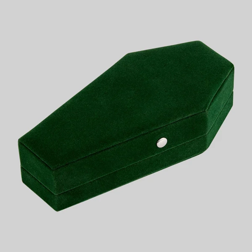 The Moss Green Velvet Coffin Ring Case