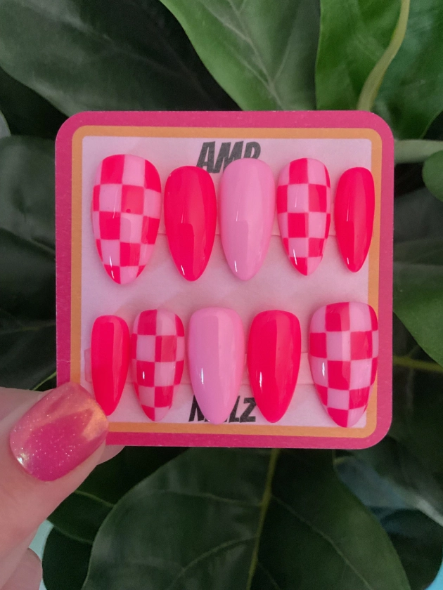 Hand Painted Pink Checkered Mismatched Press on Nails,checkered Nails,y2k Nails,pink Press on Nails, Neon Pink Nails - Etsy