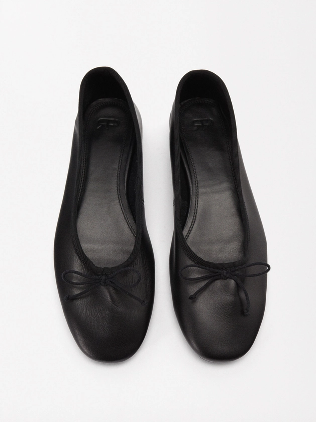 Ballerines À Talons En Cuir Noir | Parfois