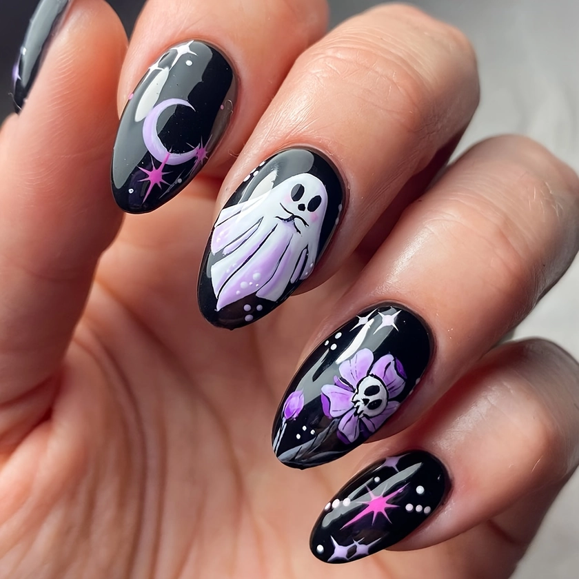 24pcs Almond Nail Art * Nails Halloween Series Cute Ghost Flower Moon Pattern Cute Style Nail Patches (Includes: 1pc Jelly Glue, 1pc Rubbing Strip)