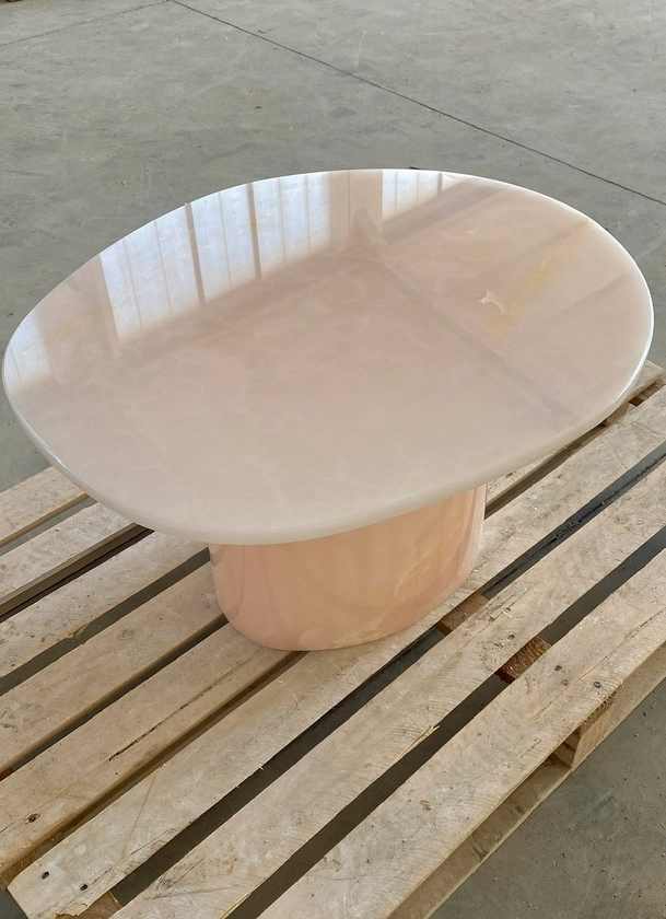 PINK ONYX JOAN TABLE