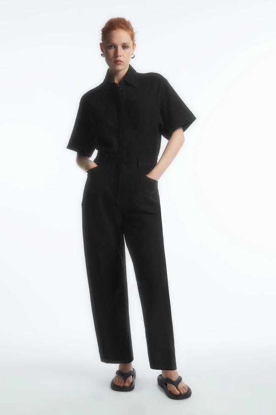 COMBINAISON WORKWEAR EN JERSEY - NOIR - Jumpsuits - COS