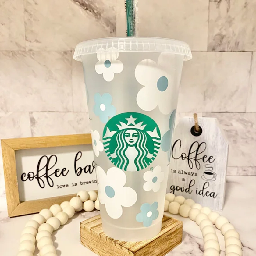 Baby Blue Retro Daisy Starbucks Cup | Personalized Starbucks Cold Cup | Birthday Gift | Reusable Cup | Iced Coffee Cup | Starbucks Tumbler