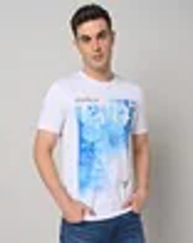 Buy White Tshirts for Men by LEVIS Online | Ajio.com