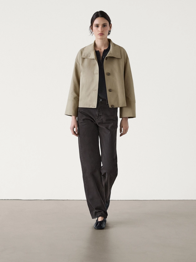 High neck cropped parka · Green · Coats And Jackets | Massimo Dutti