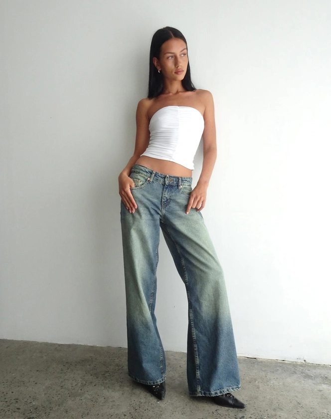 Roomy Extra Wide Low Rise Jeans in Extreme Light Blue Wash