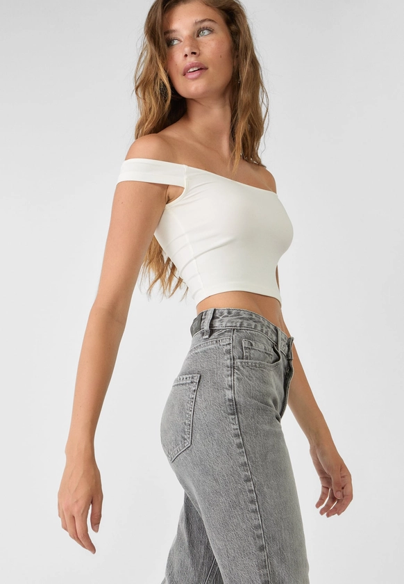 Regular waist comfortable straight-leg jeans - Women's fashion | Stradivarius United Kingdom