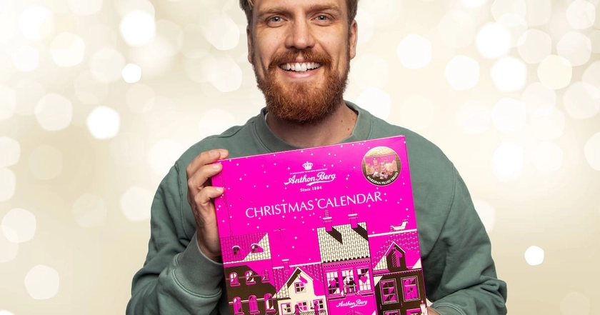 Kjøp 🎁 Anthon Berg Marsipankalender ➡️ Online på Coolstuff🪐