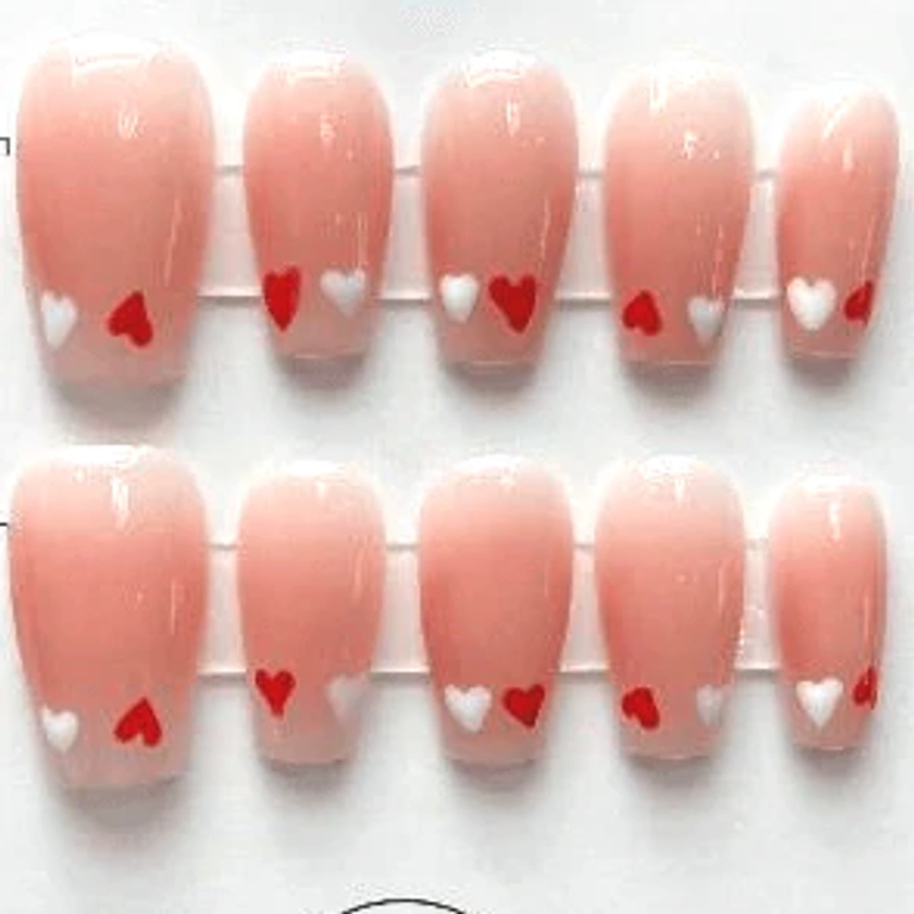 Heart Design Press-On Nails - Perfect for a Romantic Look
