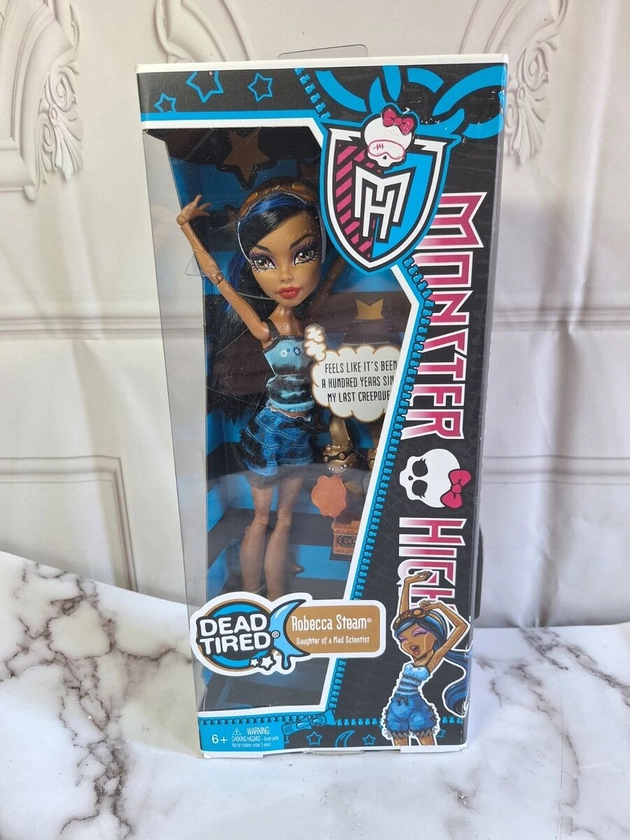 MONSTER HIGH Dead Tired ROBECCA STEAM Fashion Doll Pajamas NEW 2012 Mattel