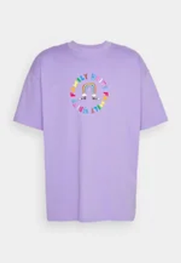 PRIDE OVERSIZED TEE UNISEX - Print T-shirt - lilac