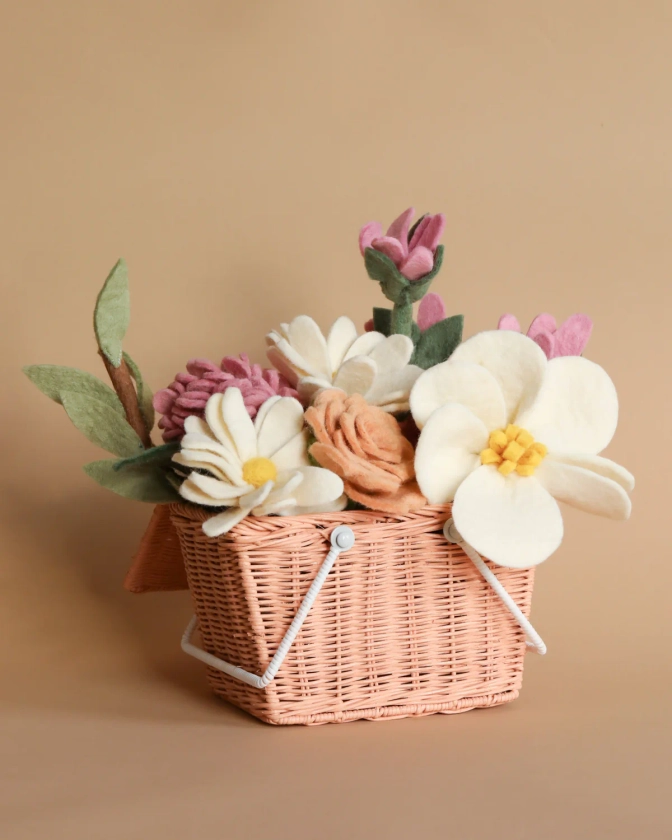 Felt Flowers Picnic Basket