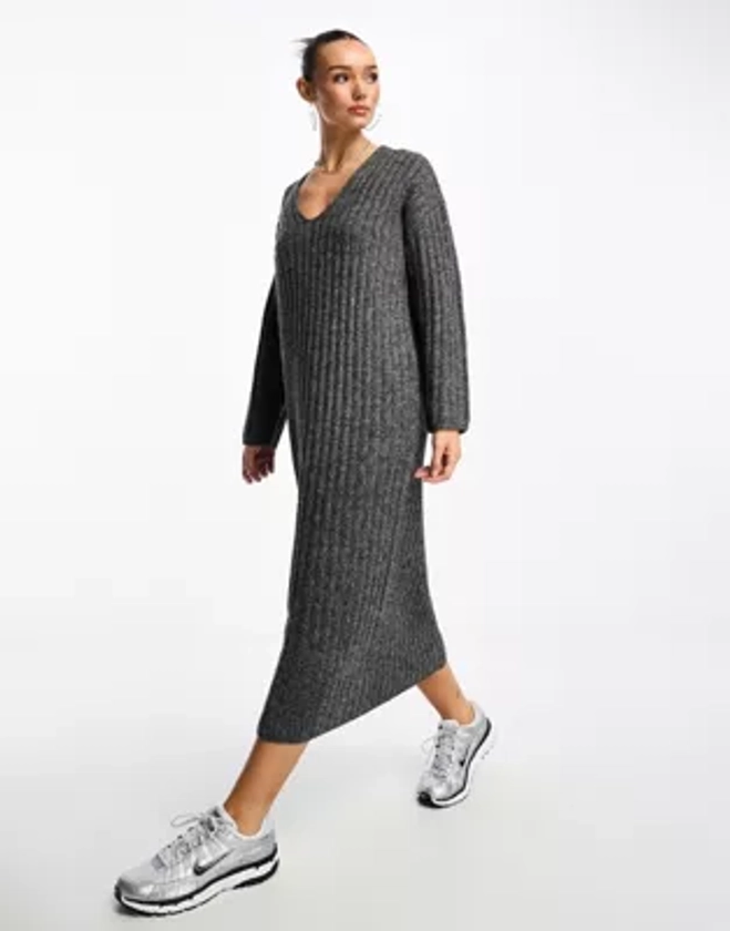 ASOS DESIGN - Robe longue en maille côtelée à col V - Anthracite | ASOS