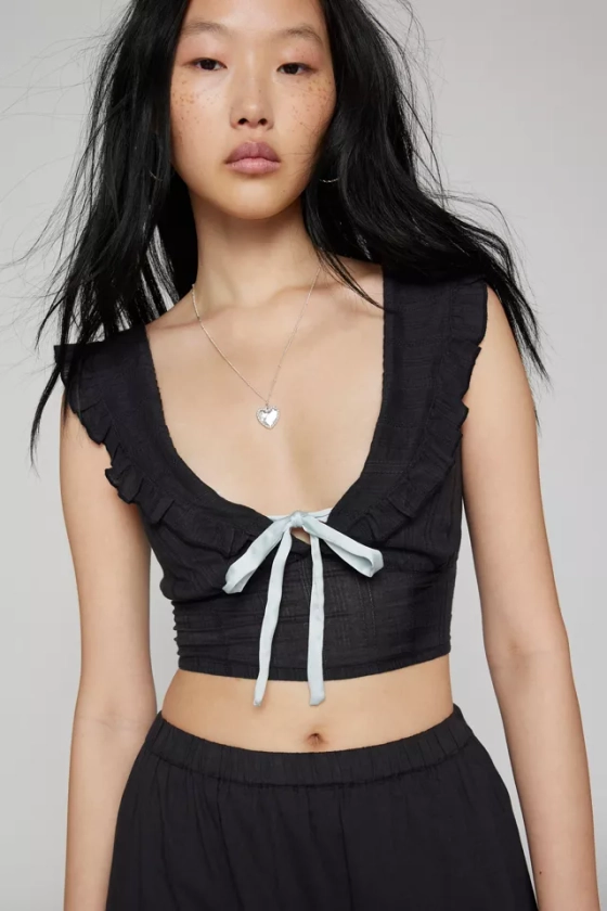 Kimchi Blue Blossom Collared Cropped Top
