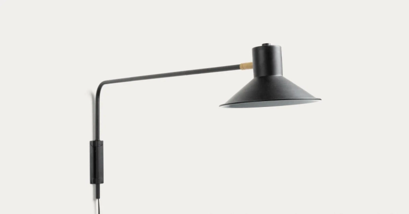 Aria wall light in steel with black finish | Kave Home®